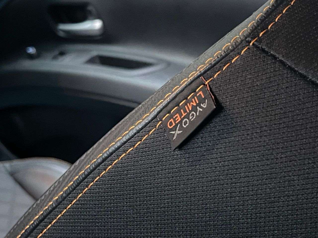 2022 TOYOTA AYGO X 2022 TOYOTA AYGO X