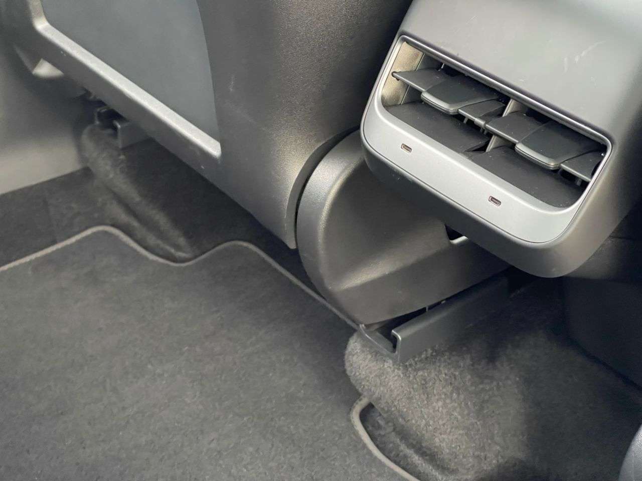 2022 TESLA MODEL Y 2022 TESLA MODEL Y