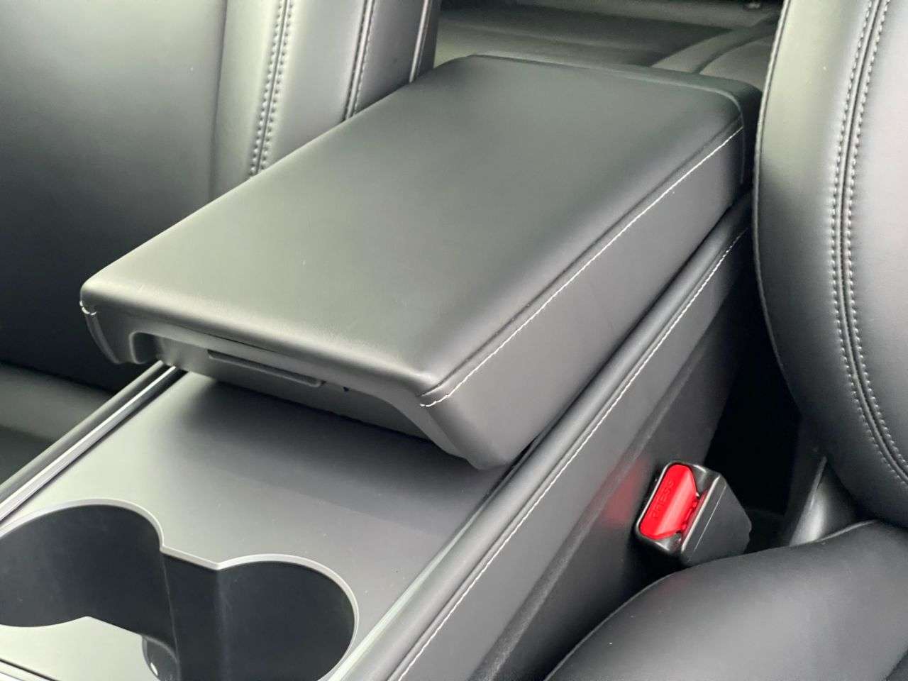 2022 TESLA MODEL Y 2022 TESLA MODEL Y