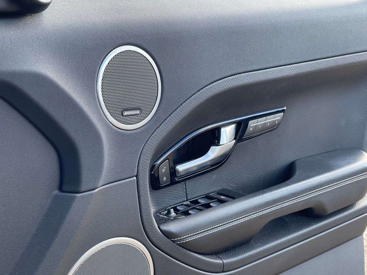 2015 LAND ROVER RANGE ROVER EVOQUE 2015 LAND ROVER RANGE ROVER EVOQUE