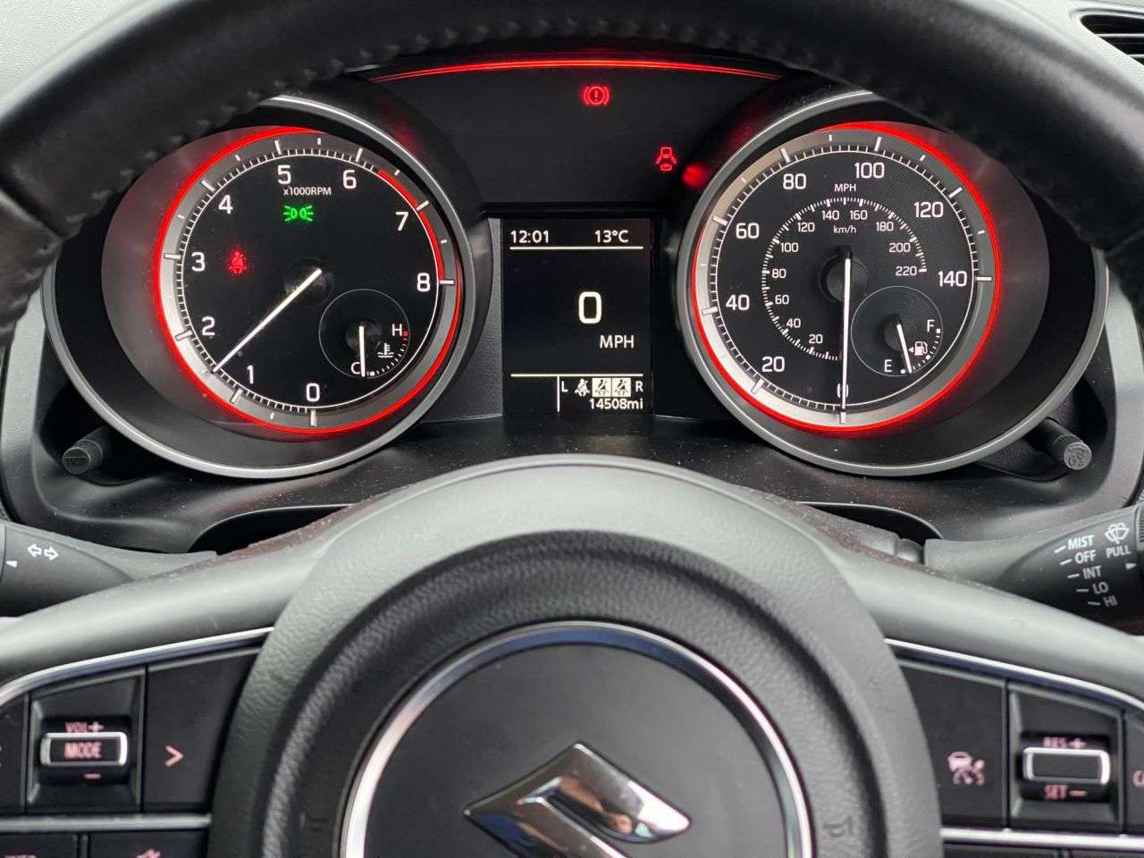 2023 SUZUKI SWIFT 2023 SUZUKI SWIFT