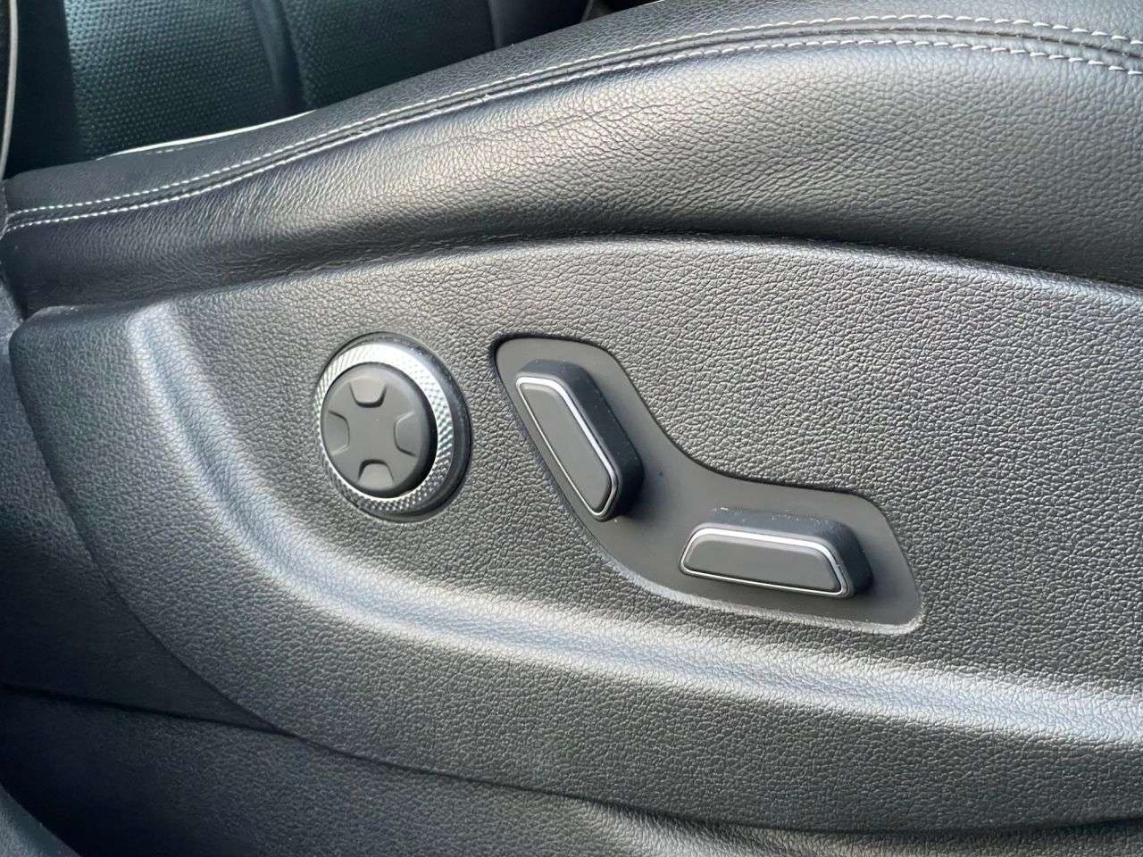 2022 GENESIS GV70 2022 GENESIS GV70