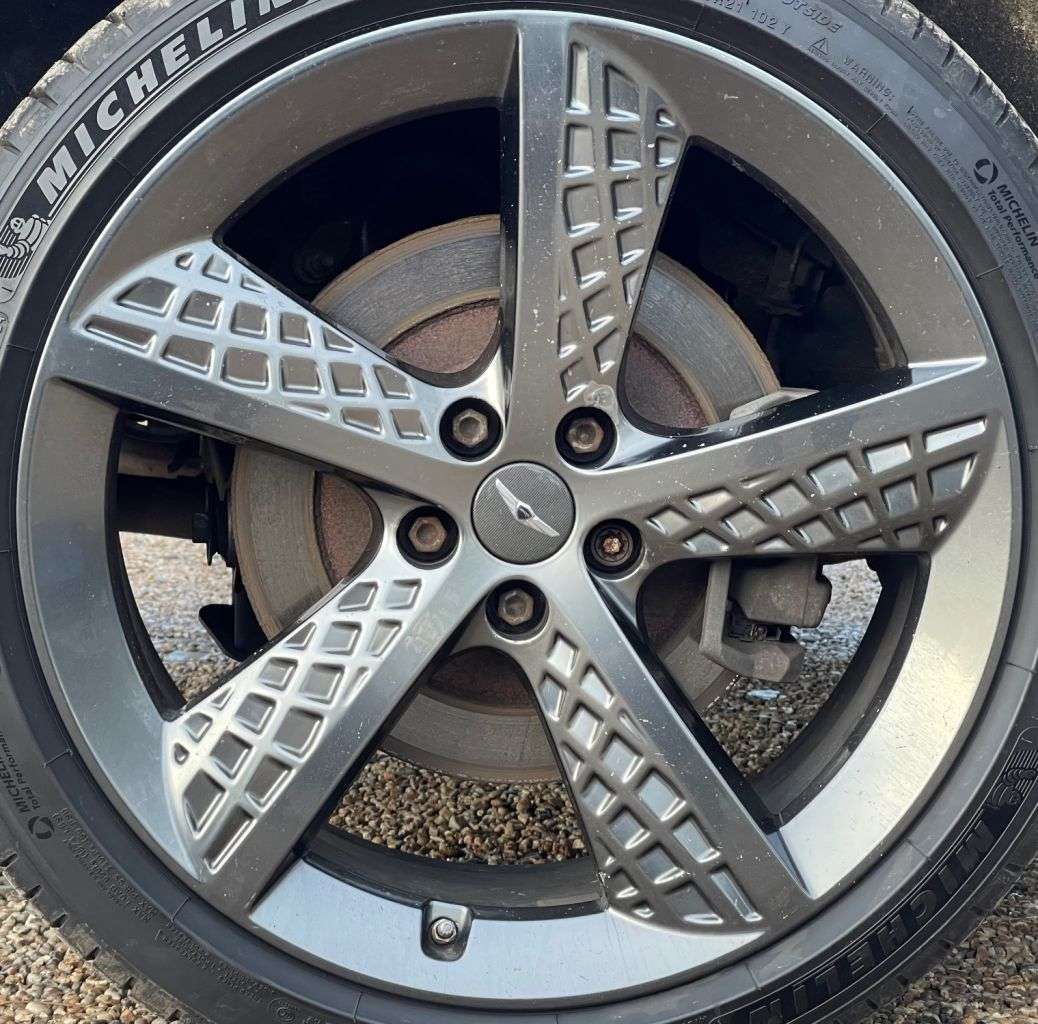 2022 GENESIS GV70 2022 GENESIS GV70