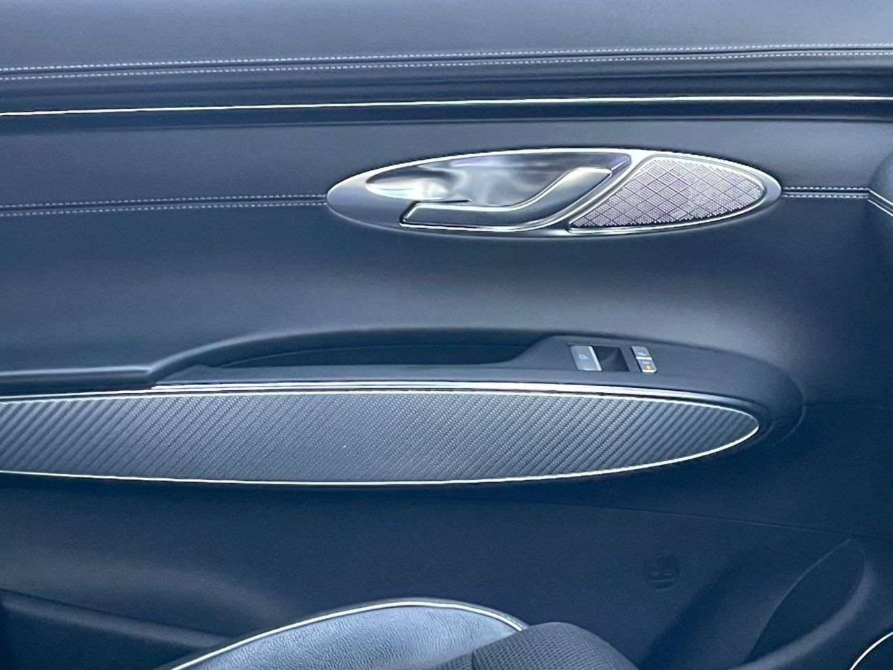 2022 GENESIS GV70 2022 GENESIS GV70