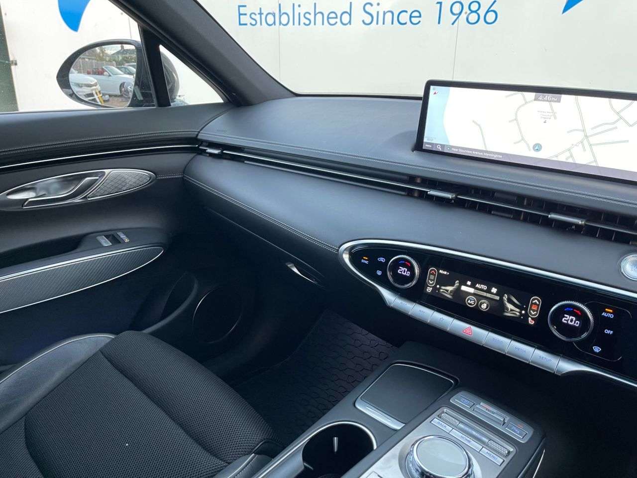 2022 GENESIS GV70 2022 GENESIS GV70