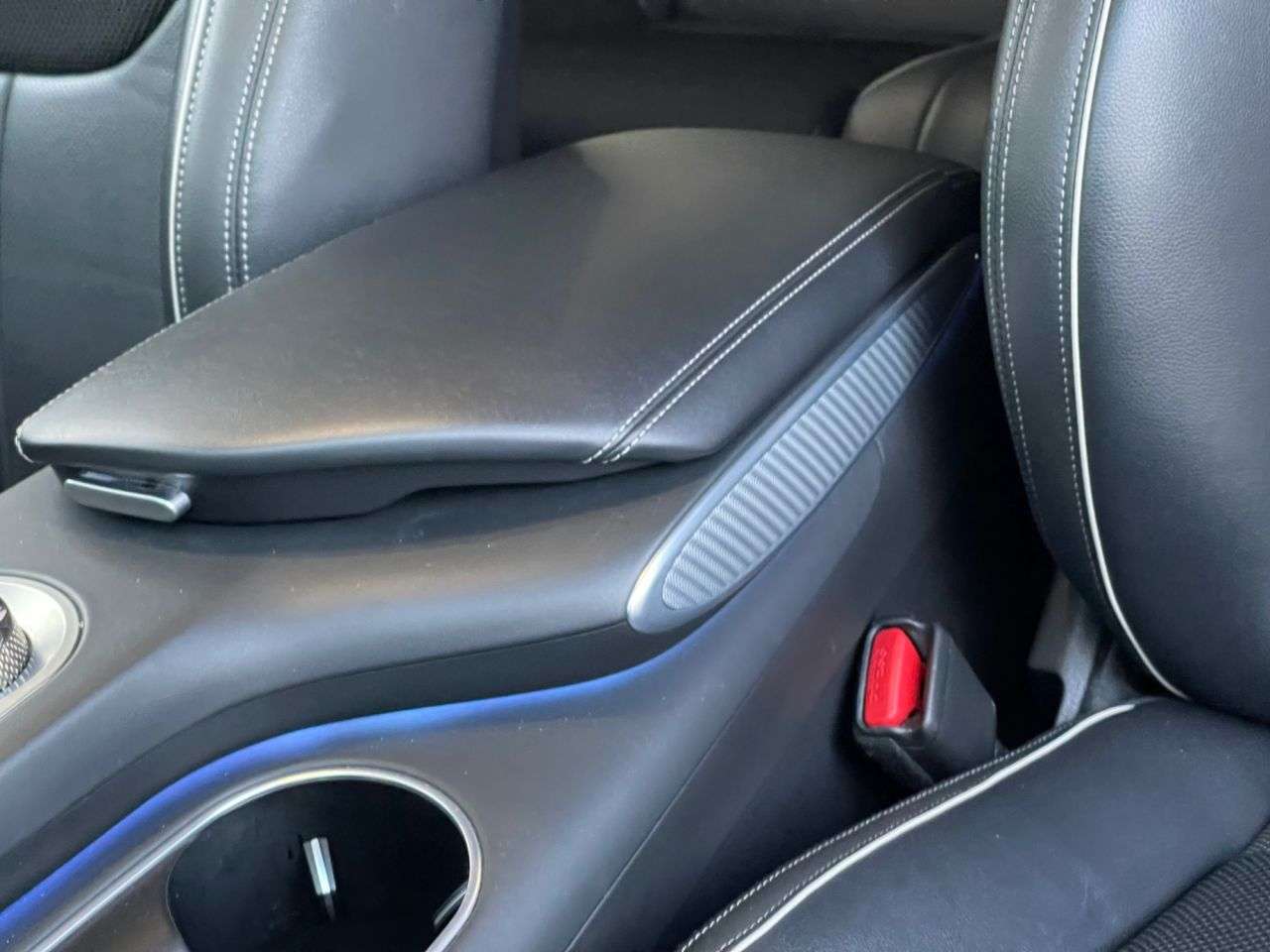 2022 GENESIS GV70 2022 GENESIS GV70