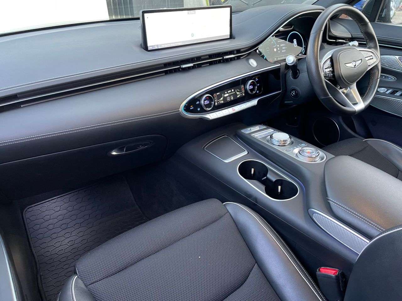 2022 GENESIS GV70 2022 GENESIS GV70