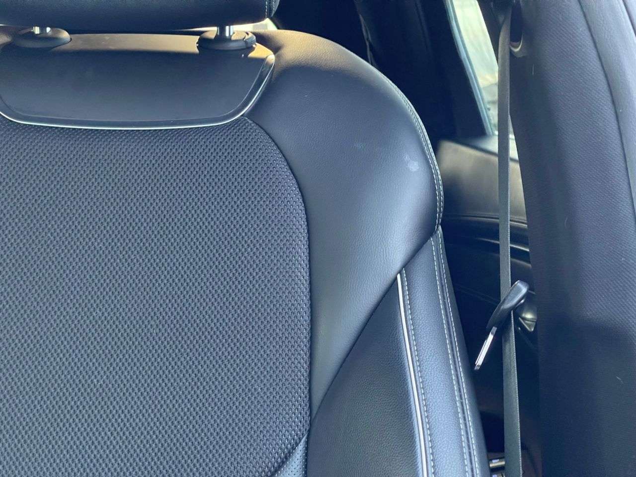 2022 GENESIS GV70 2022 GENESIS GV70