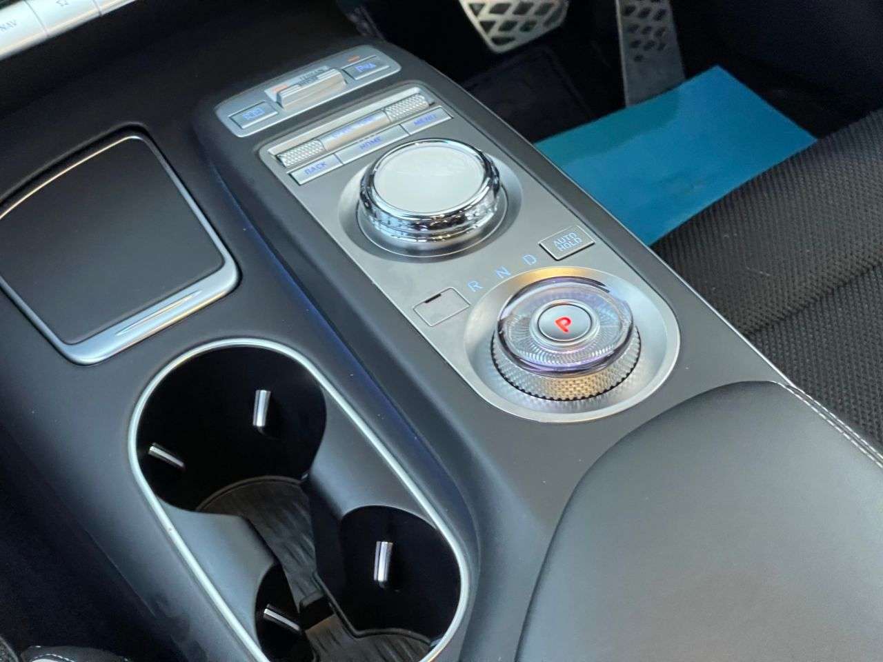 2022 GENESIS GV70 2022 GENESIS GV70