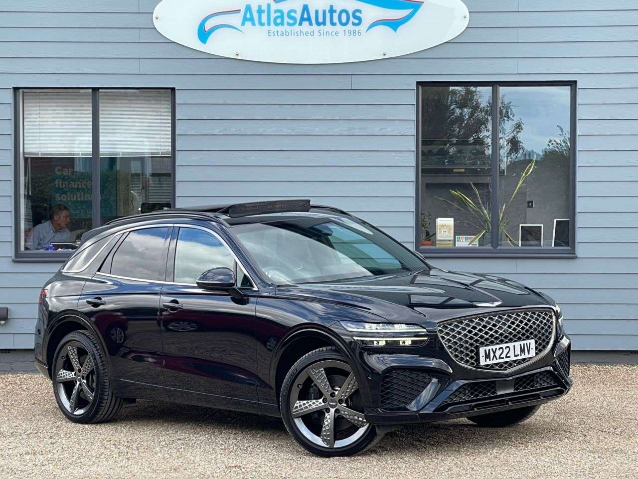 A 2022 GENESIS GV70 2.5T Sport SUV 5dr Petrol Auto 4WD Euro 6 (s/s) (304 ps) Innovation Pack / A 2022 GENESIS GV70 2.5T Sport SUV 5dr Petrol Auto 4WD Euro 6 (s/s) (304 ps) Innovation Pack /