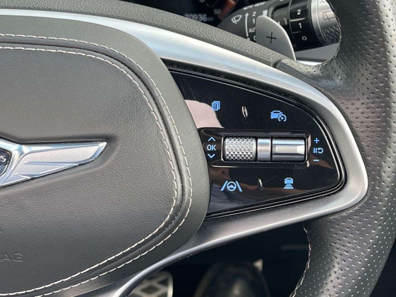 2022 GENESIS GV70 2022 GENESIS GV70
