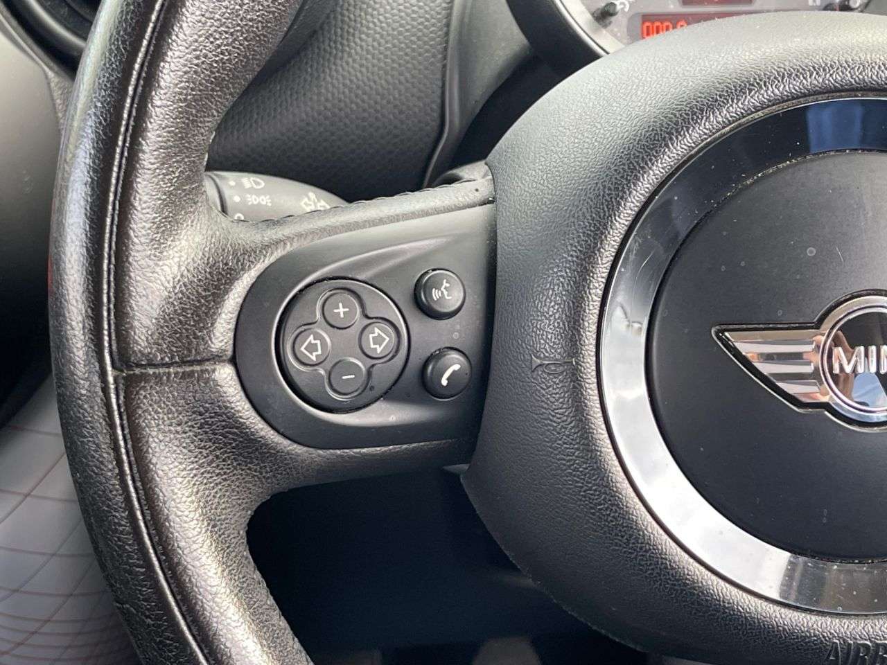 2016 MINI COUNTRYMAN 2016 MINI COUNTRYMAN