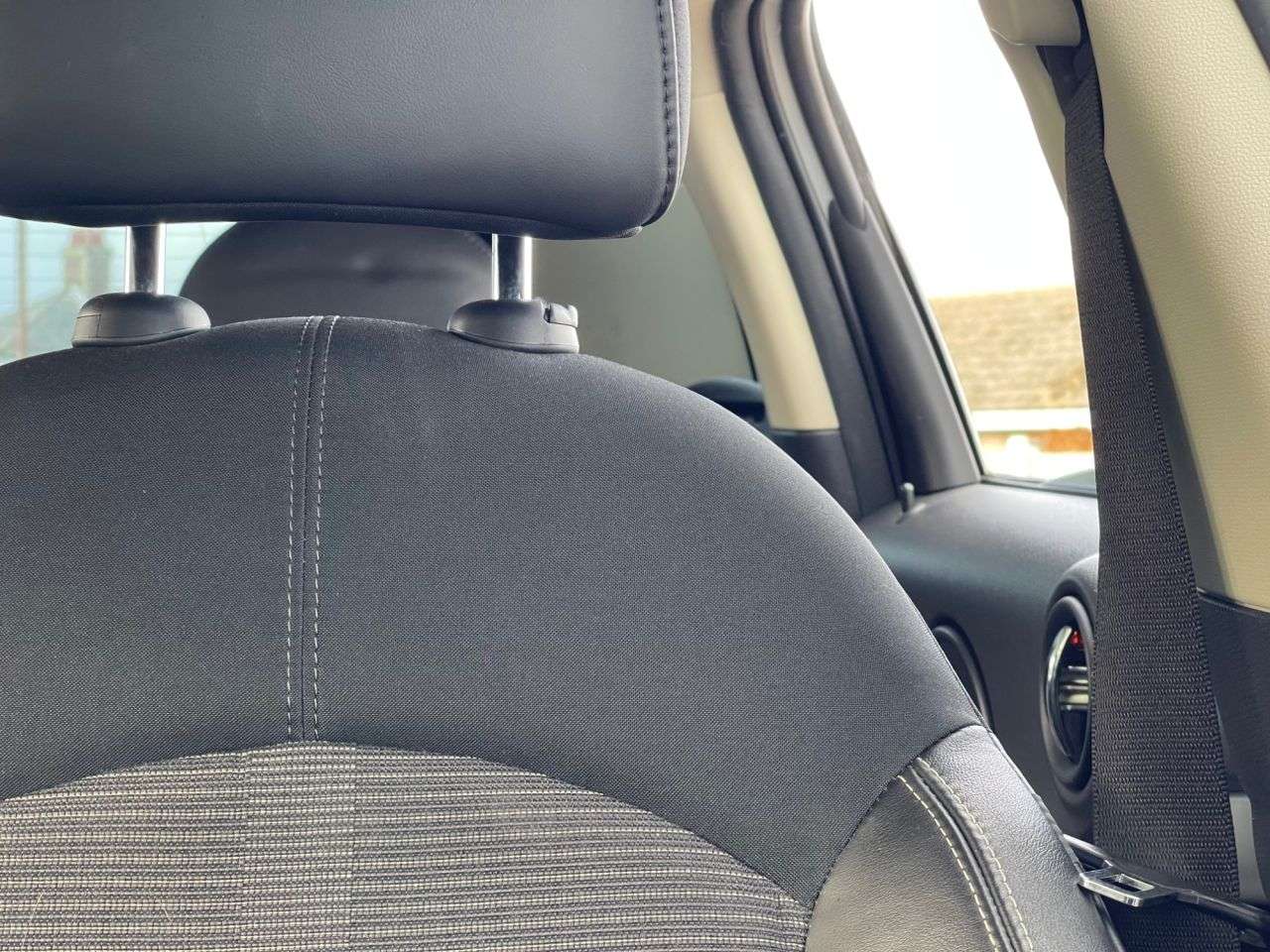 2016 MINI COUNTRYMAN 2016 MINI COUNTRYMAN