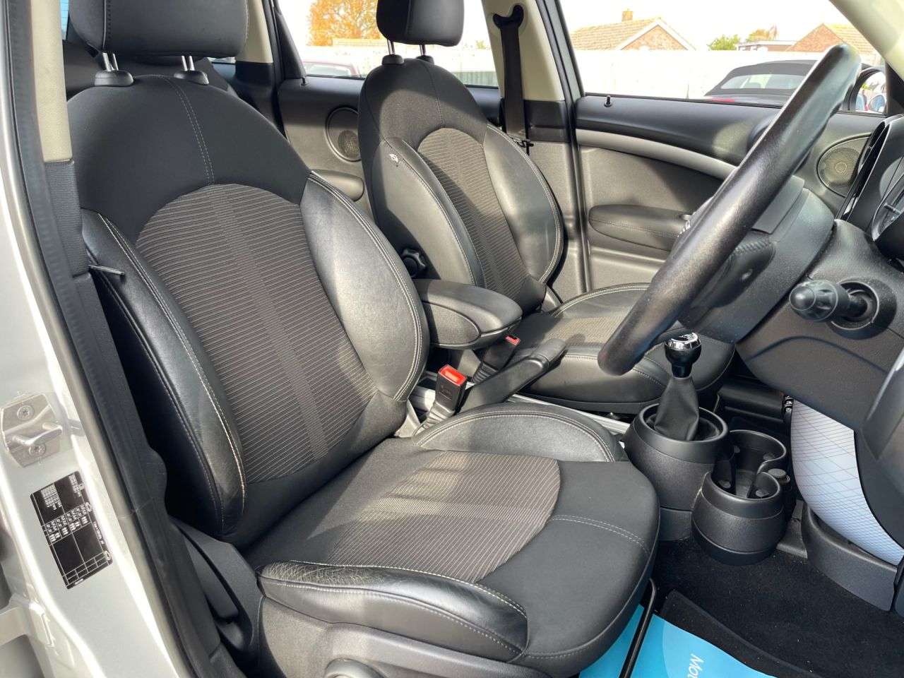 2016 MINI COUNTRYMAN 2016 MINI COUNTRYMAN