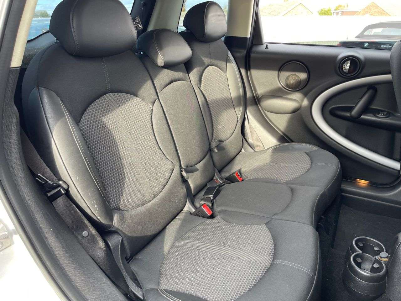 2016 MINI COUNTRYMAN 2016 MINI COUNTRYMAN