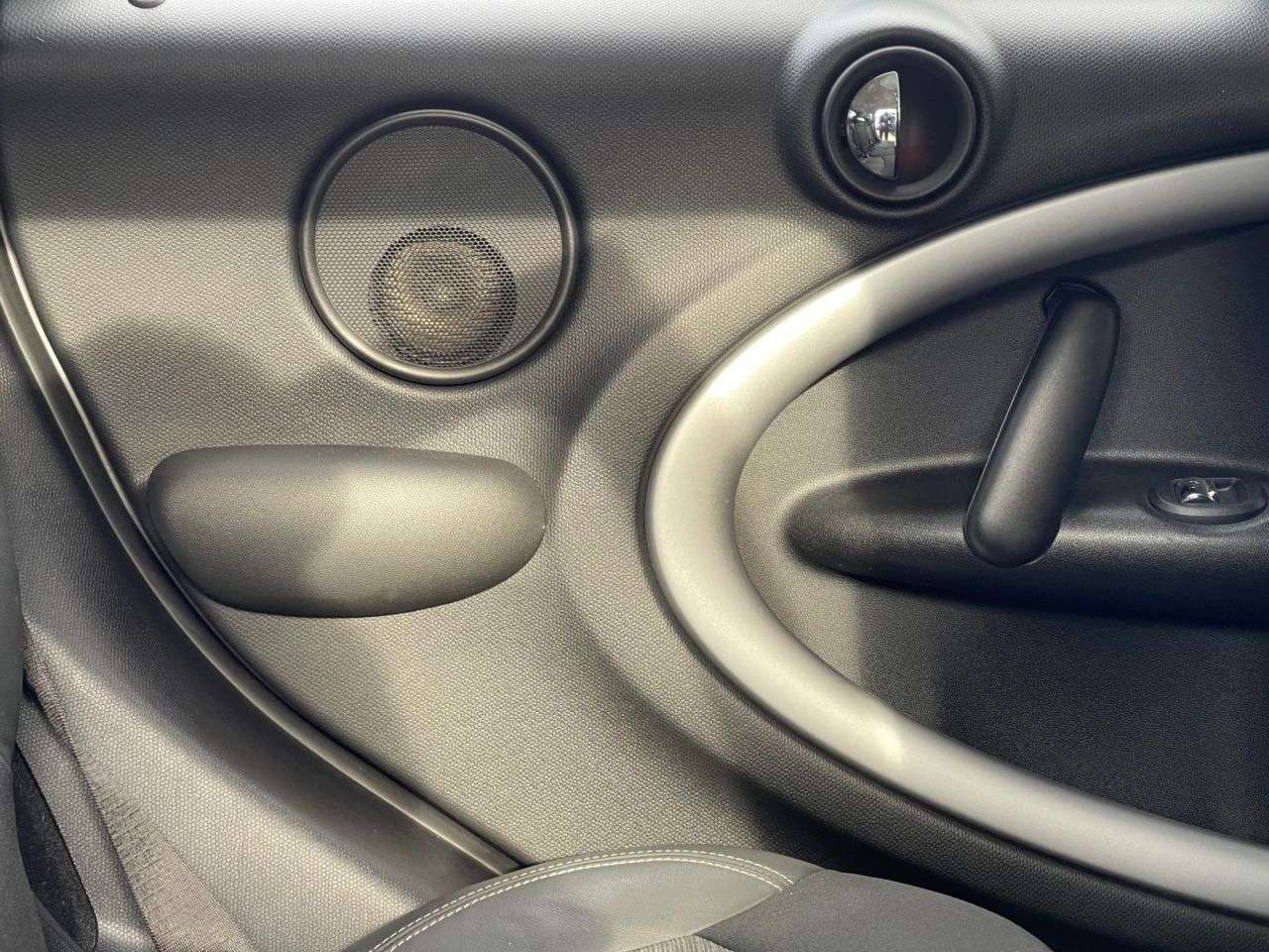 2016 MINI COUNTRYMAN 2016 MINI COUNTRYMAN