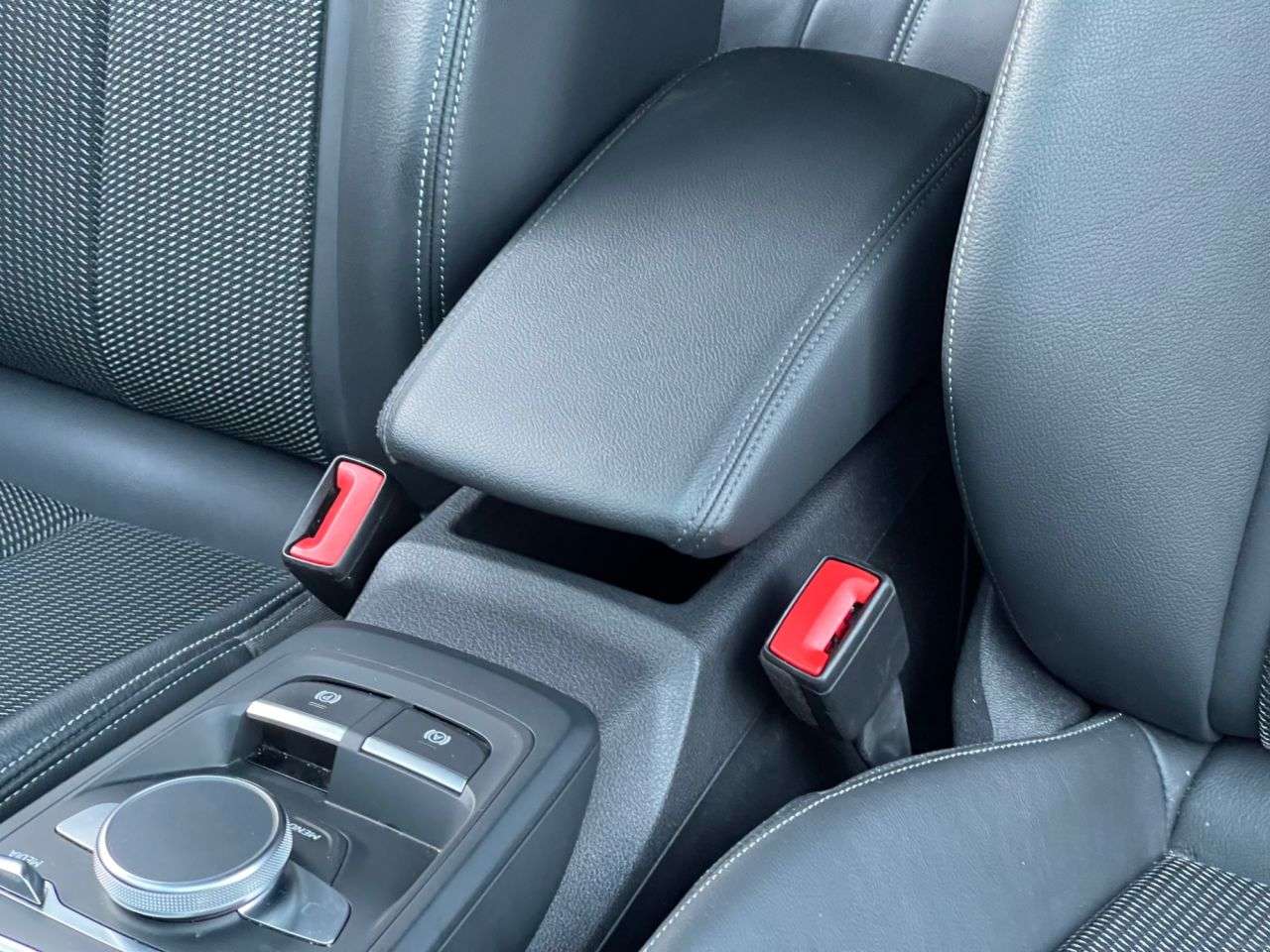 2022 AUDI Q2 2022 AUDI Q2