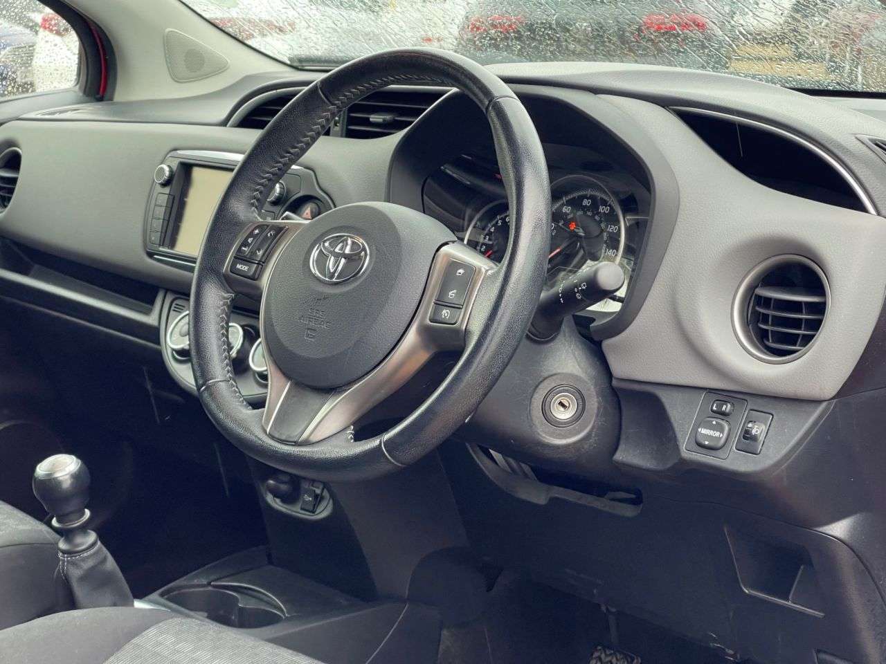 2017 TOYOTA YARIS 2017 TOYOTA YARIS