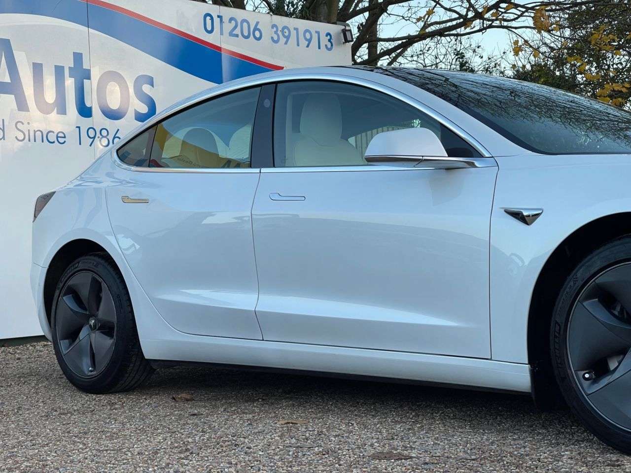 2020 TESLA MODEL 3 2020 TESLA MODEL 3