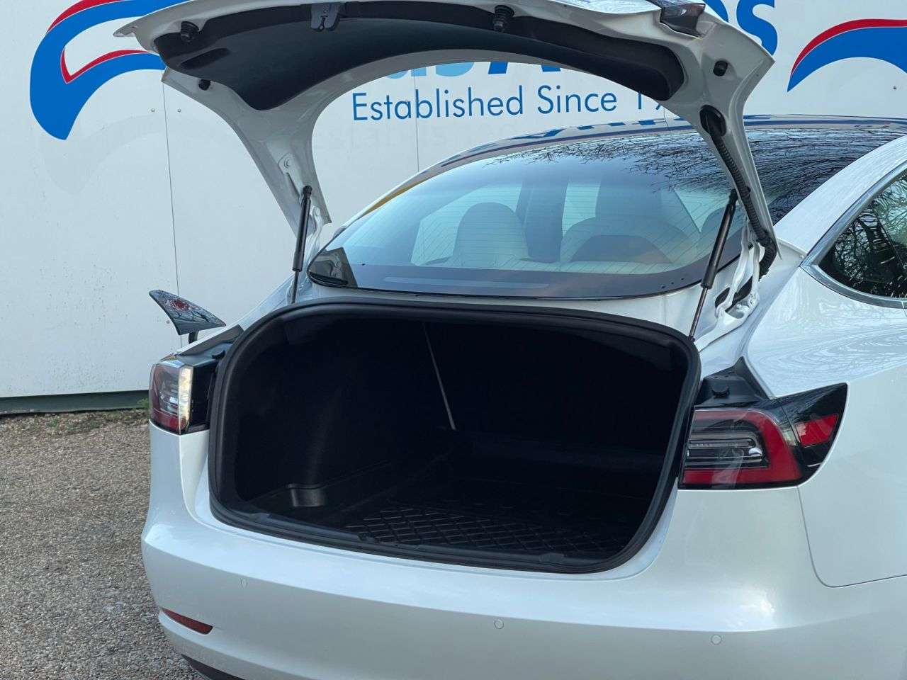 2020 TESLA MODEL 3 2020 TESLA MODEL 3