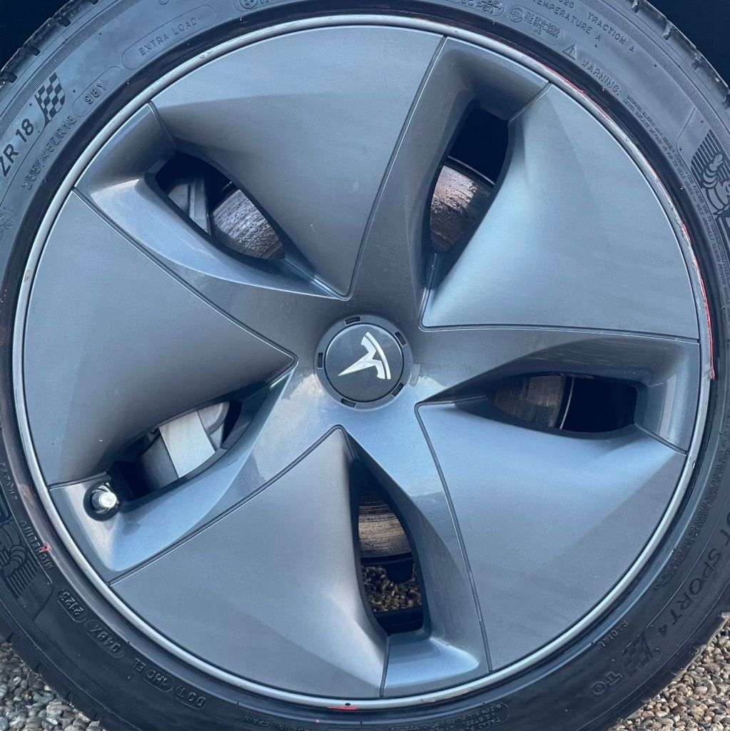 2020 TESLA MODEL 3 2020 TESLA MODEL 3