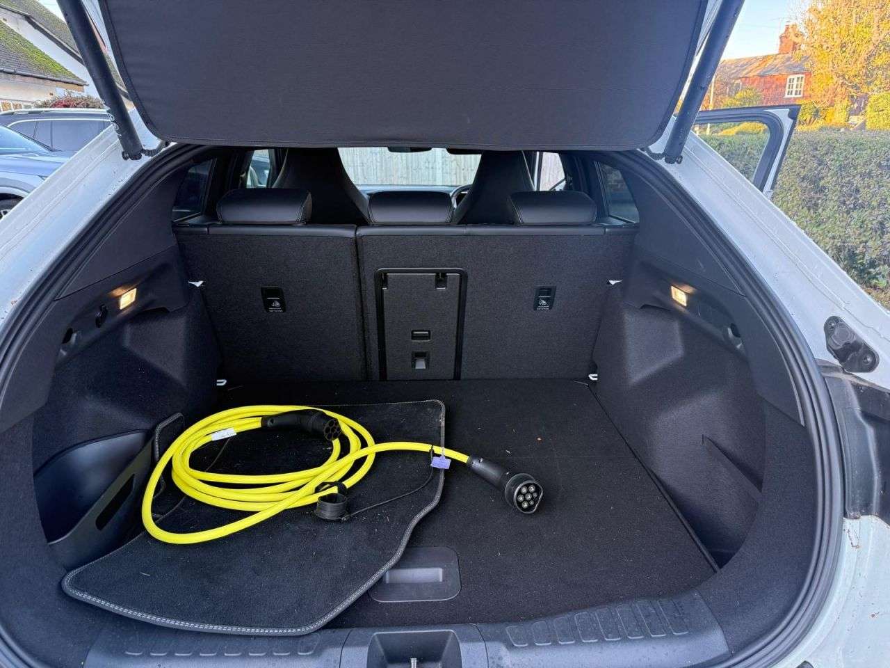 2025 FORD CAPRI 2025 FORD CAPRI