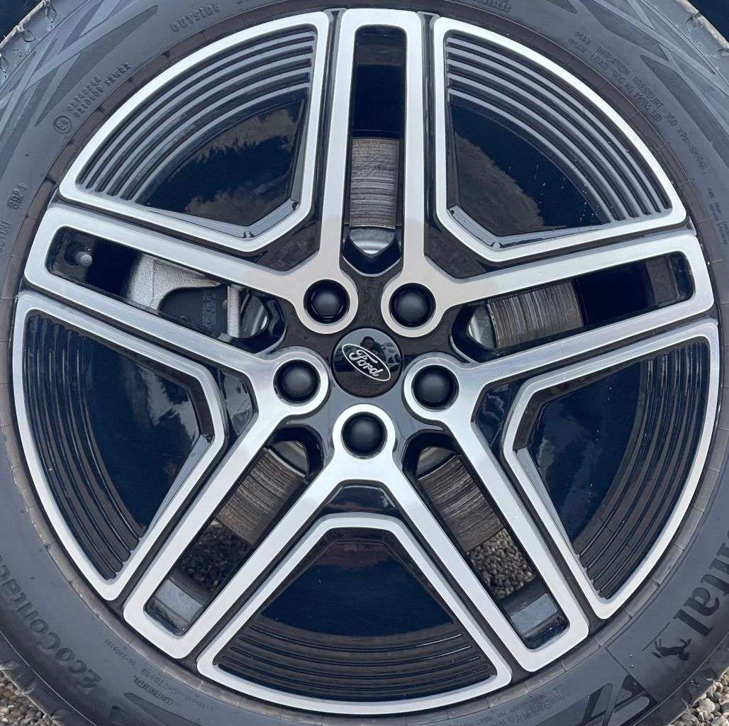 2025 FORD CAPRI 2025 FORD CAPRI