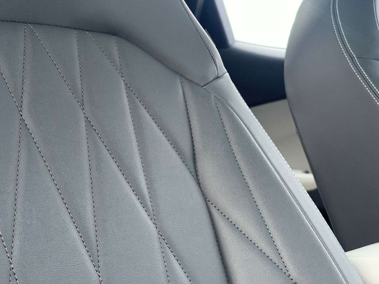 2025 FORD CAPRI 2025 FORD CAPRI