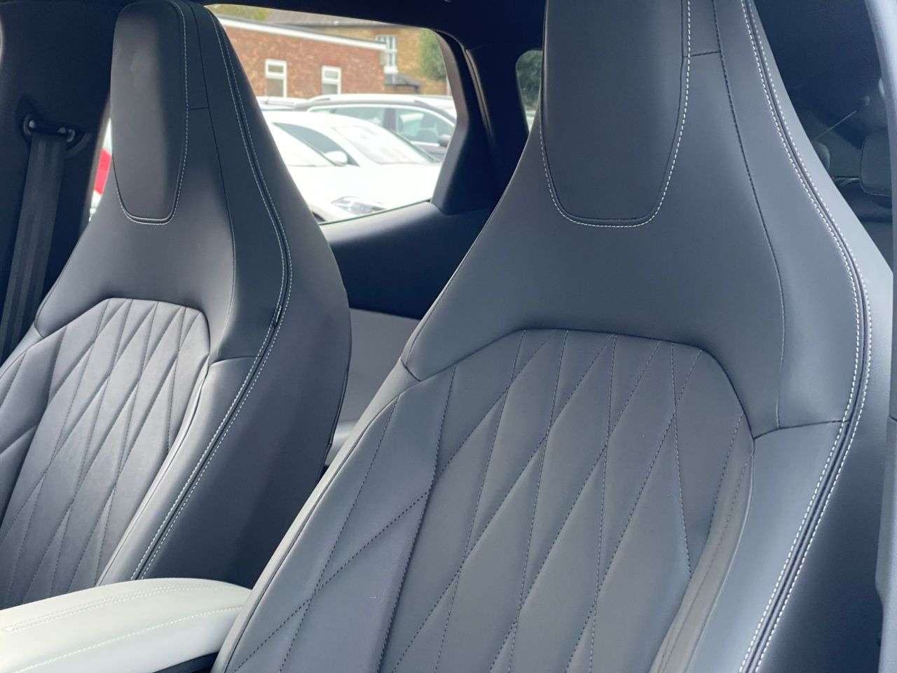 2025 FORD CAPRI 2025 FORD CAPRI