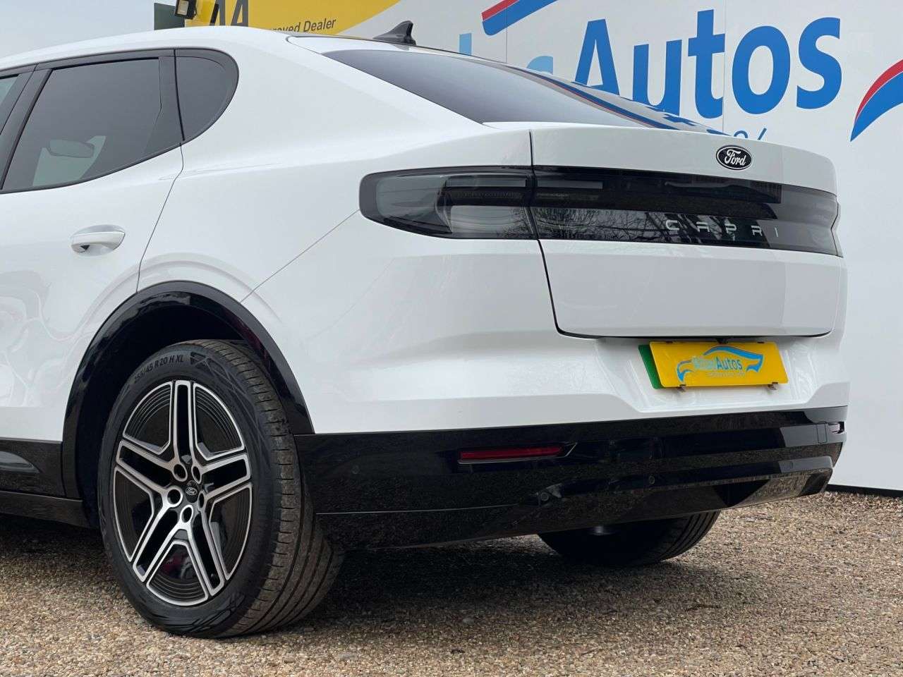 2025 FORD CAPRI 2025 FORD CAPRI