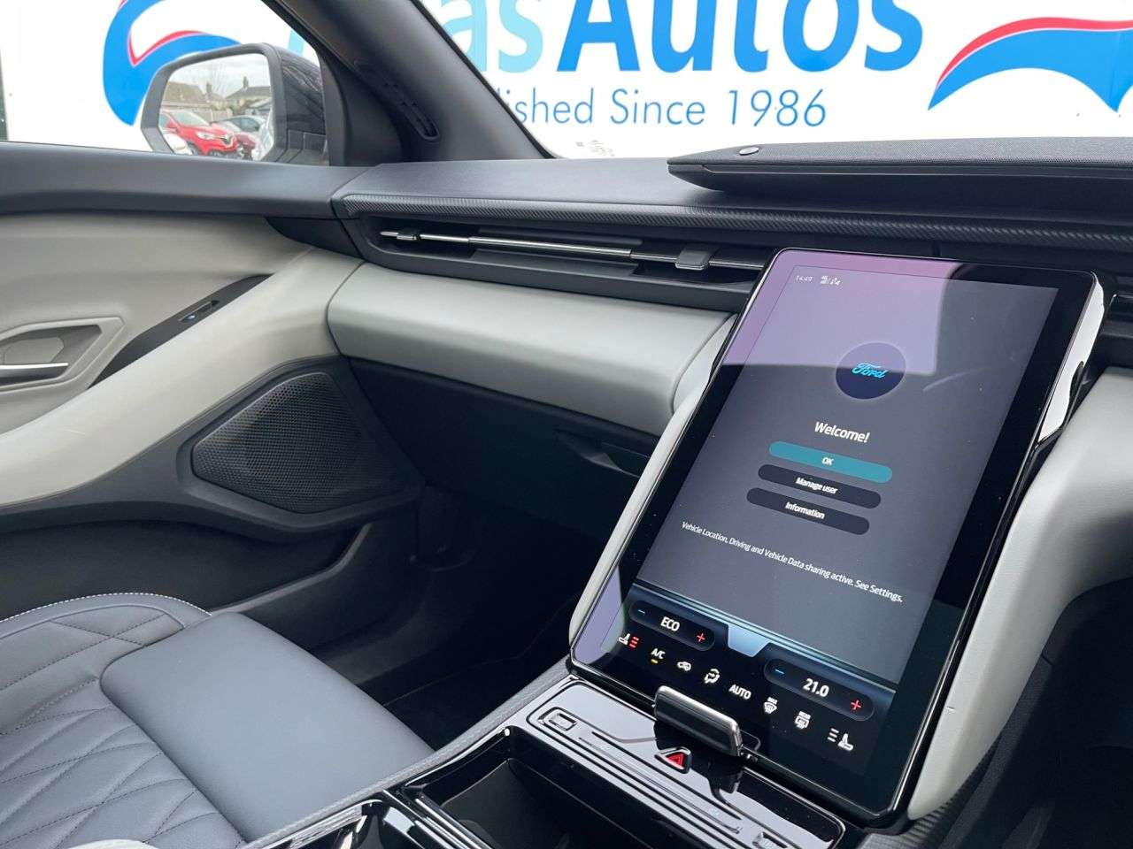 2025 FORD CAPRI 2025 FORD CAPRI