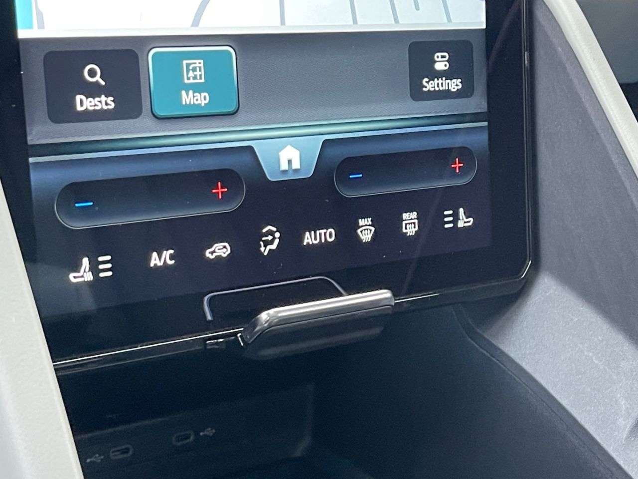 2025 FORD CAPRI 2025 FORD CAPRI