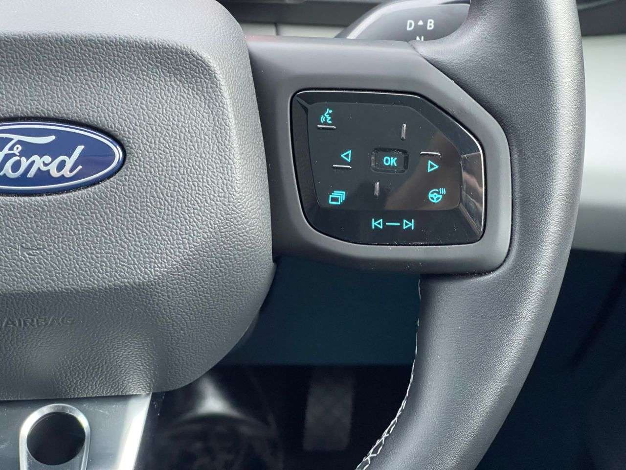 2025 FORD CAPRI 2025 FORD CAPRI