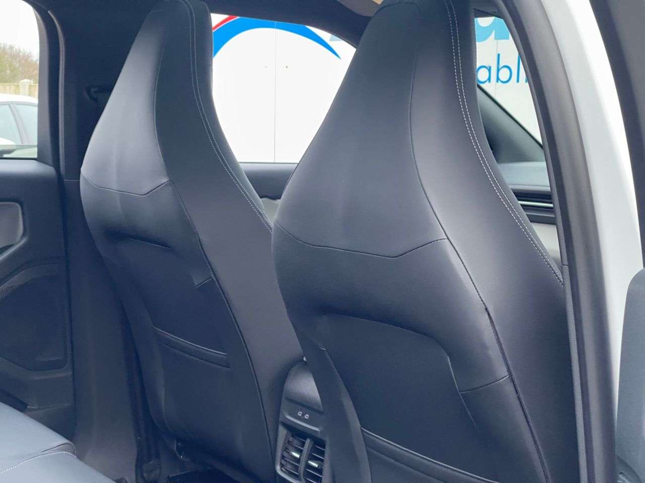 2025 FORD CAPRI 2025 FORD CAPRI