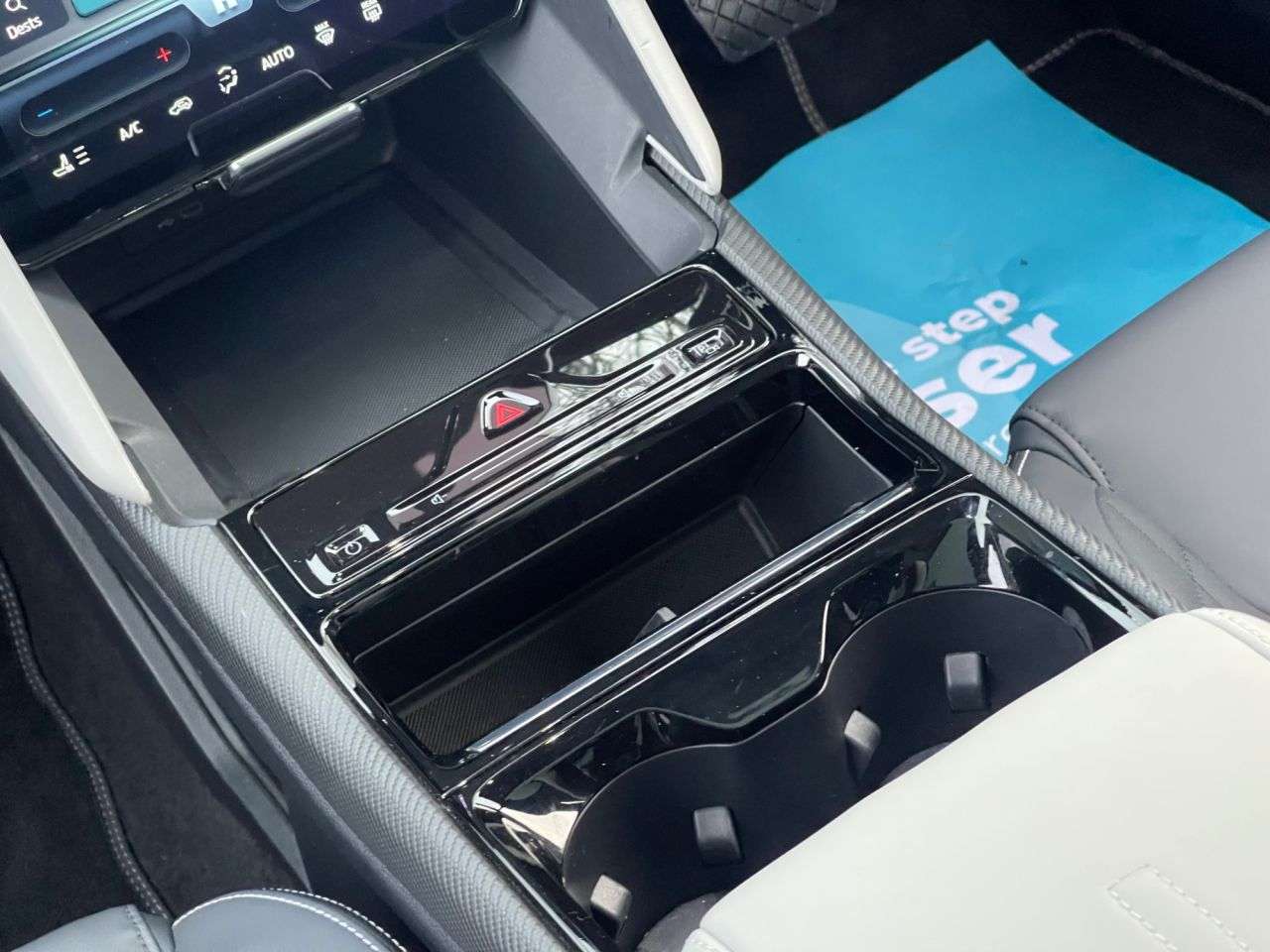 2025 FORD CAPRI 2025 FORD CAPRI