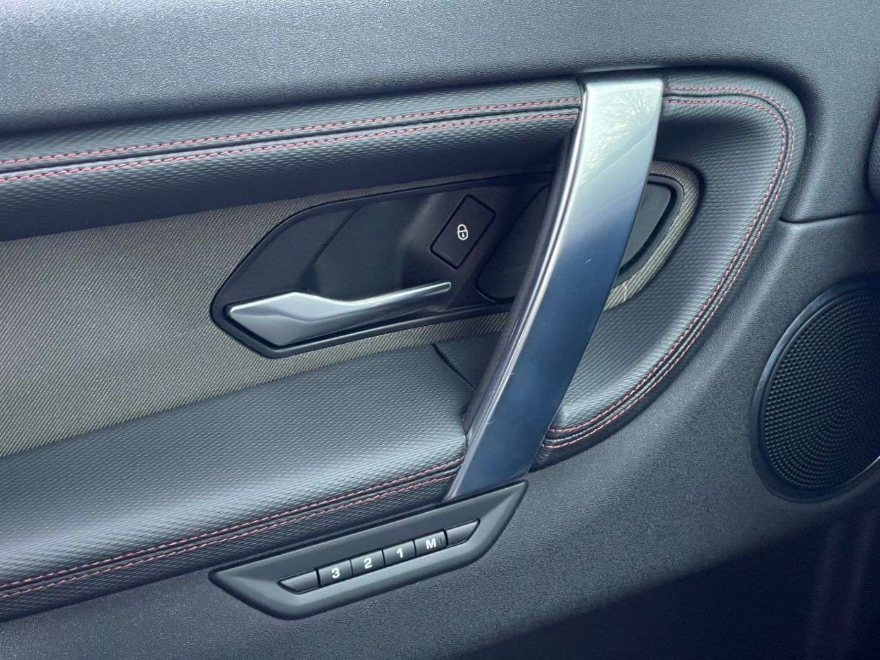 2019 LAND ROVER DISCOVERY SPORT 2019 LAND ROVER DISCOVERY SPORT