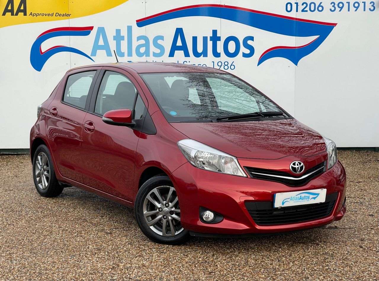 A 2014 TOYOTA YARIS 1.33 Dual VVT-i Icon Plus Hatchback 5dr Petrol Multidrive S Euro 5 (99 ps) A 2014 TOYOTA YARIS 1.33 Dual VVT-i Icon Plus Hatchback 5dr Petrol Multidrive S Euro 5 (99 ps)