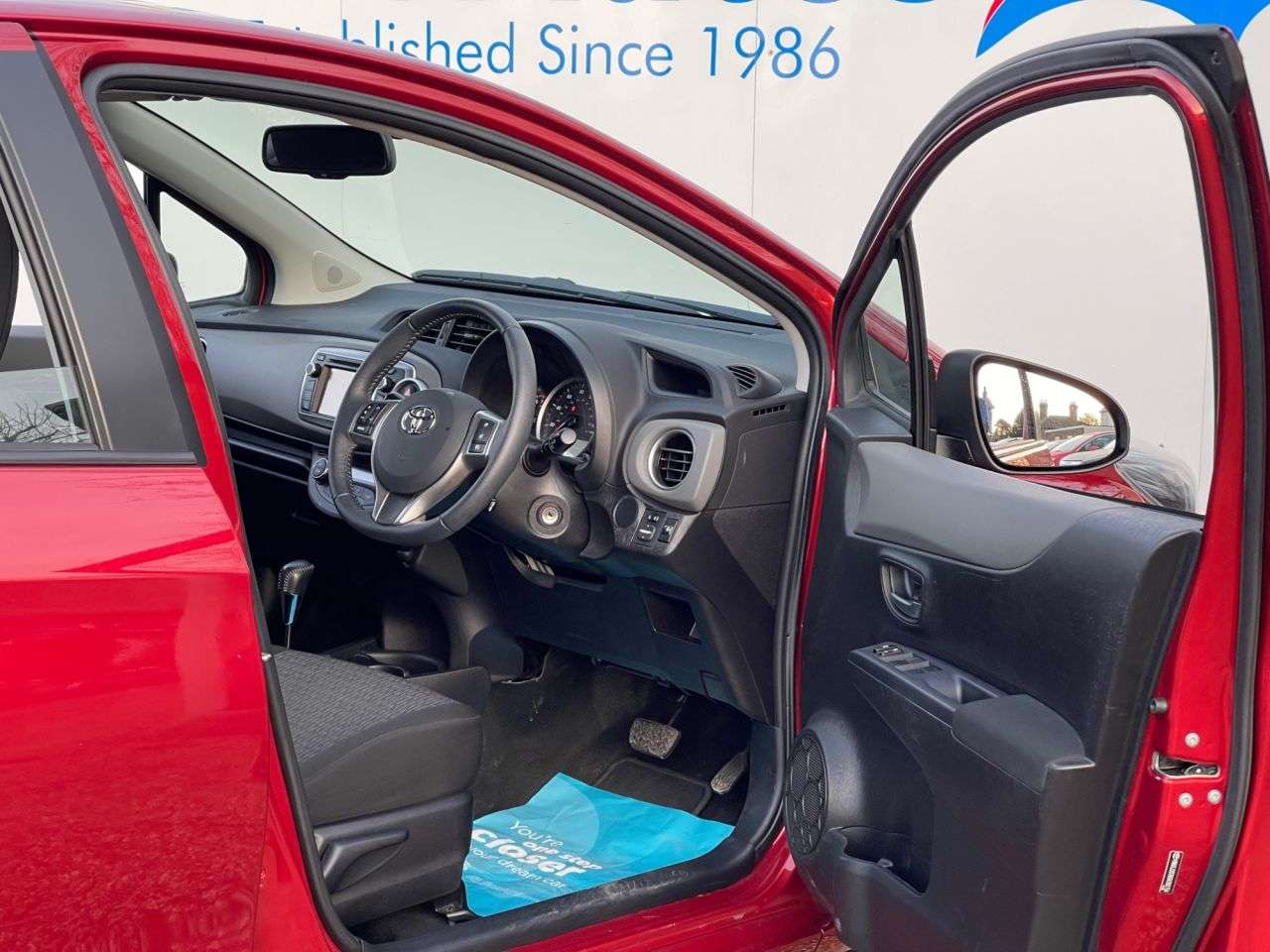 2014 TOYOTA YARIS 2014 TOYOTA YARIS