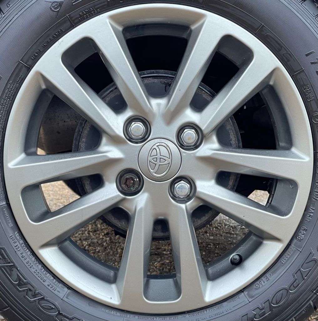 2014 TOYOTA YARIS 2014 TOYOTA YARIS