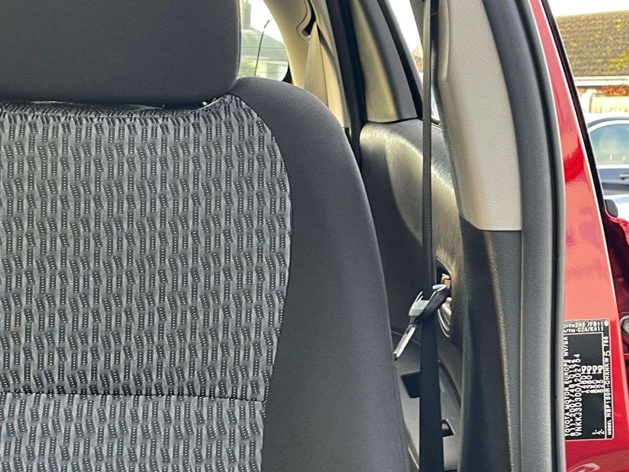 2014 TOYOTA YARIS 2014 TOYOTA YARIS