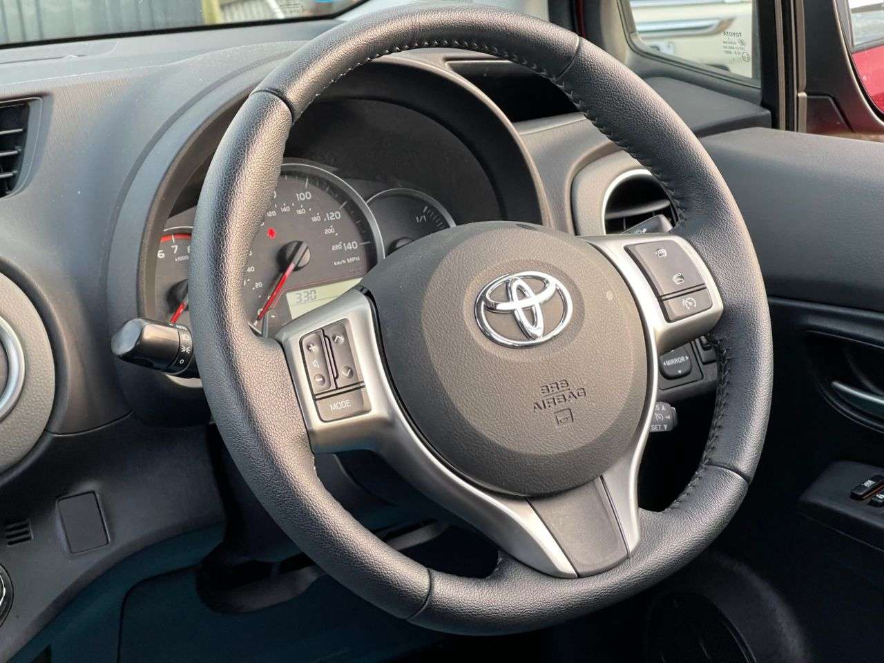 2014 TOYOTA YARIS 2014 TOYOTA YARIS