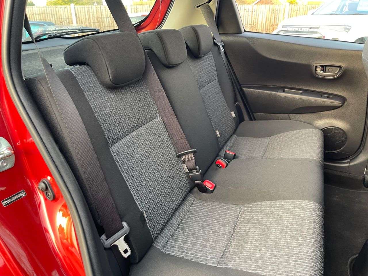 2014 TOYOTA YARIS 2014 TOYOTA YARIS