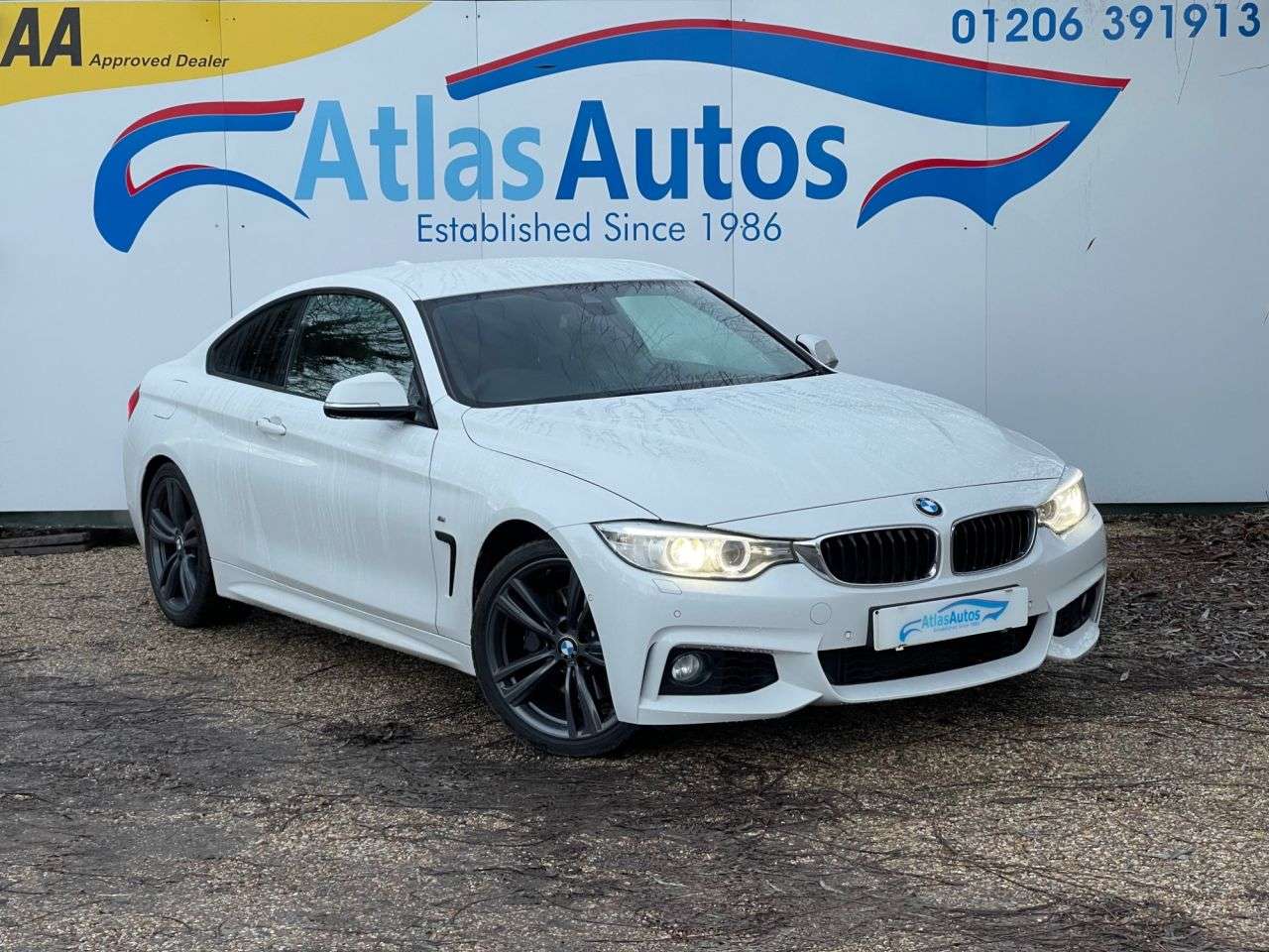 A 2016 BMW 4 SERIES 3.0 440i M Sport Coupe 2dr Petrol Auto Euro 6 (s/s) (326 ps) REAR CAM, HEAT A 2016 BMW 4 SERIES 3.0 440i M Sport Coupe 2dr Petrol Auto Euro 6 (s/s) (326 ps) REAR CAM, HEAT
