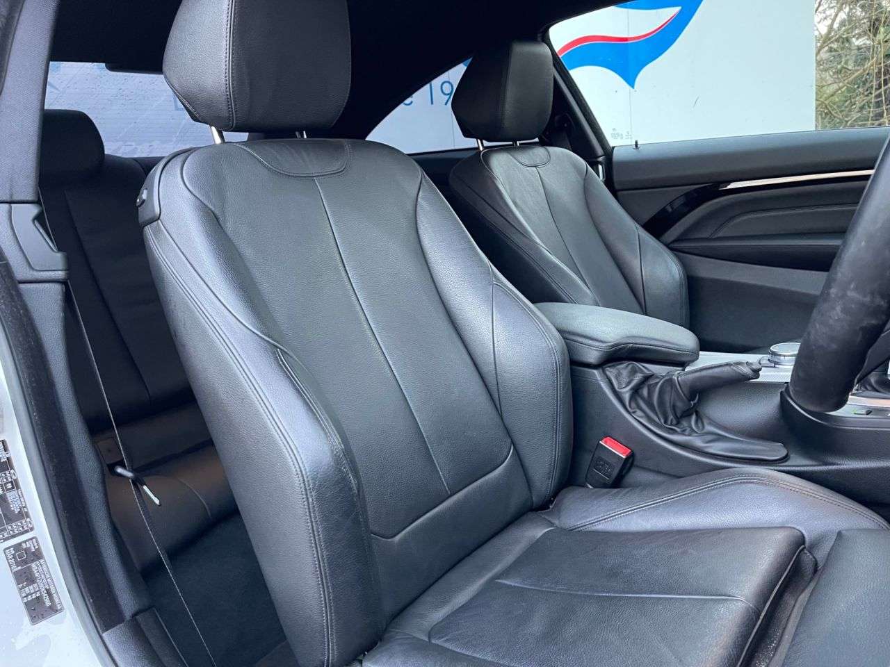 A 2016 BMW 4 SERIES 3.0 440i M Sport Coupe 2dr Petrol Auto Euro 6 (s/s) (326 ps) REAR CAM, HEAT A 2016 BMW 4 SERIES 3.0 440i M Sport Coupe 2dr Petrol Auto Euro 6 (s/s) (326 ps) REAR CAM, HEAT