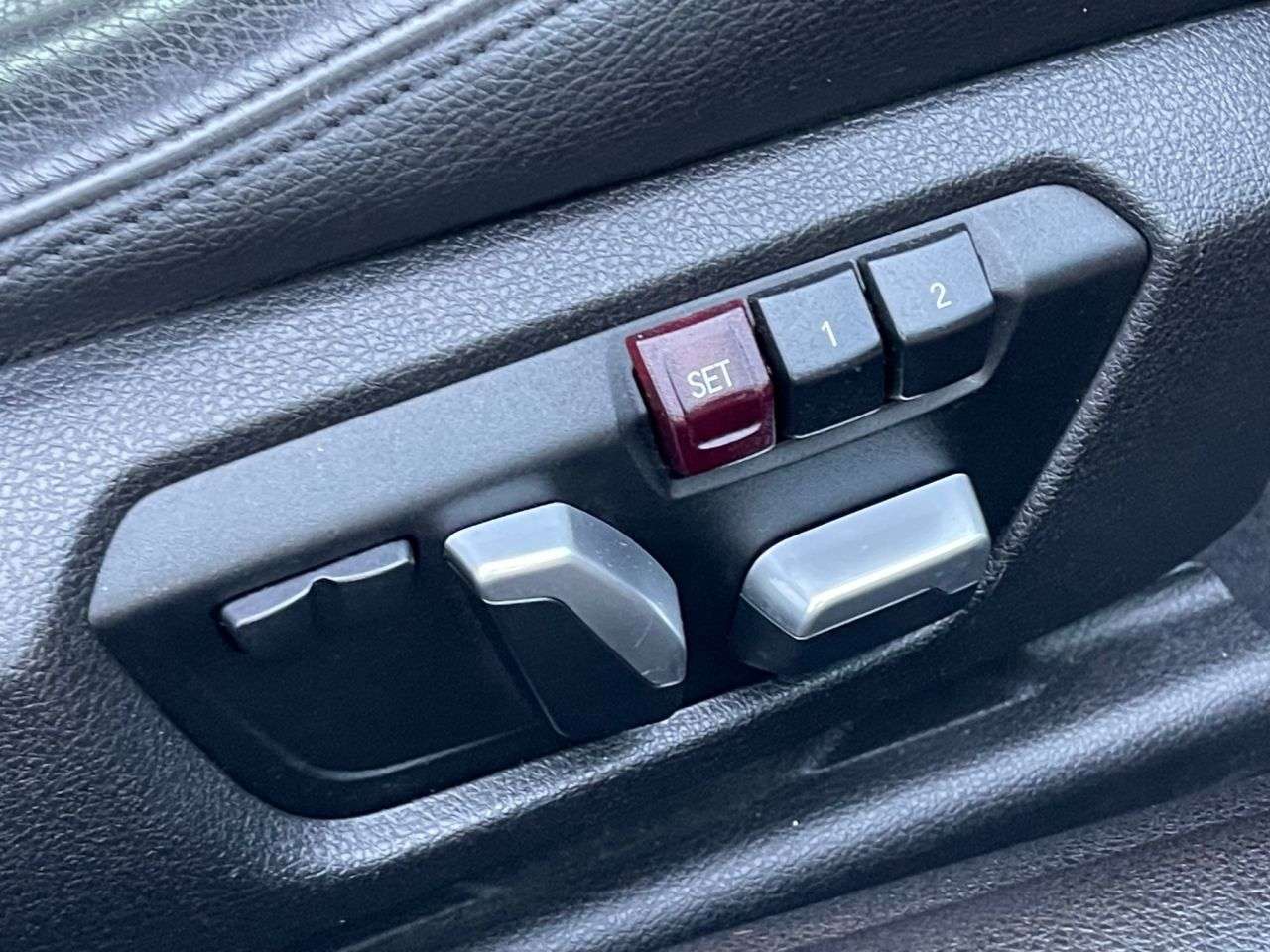 A 2016 BMW 4 SERIES 3.0 440i M Sport Coupe 2dr Petrol Auto Euro 6 (s/s) (326 ps) REAR CAM, HEAT A 2016 BMW 4 SERIES 3.0 440i M Sport Coupe 2dr Petrol Auto Euro 6 (s/s) (326 ps) REAR CAM, HEAT