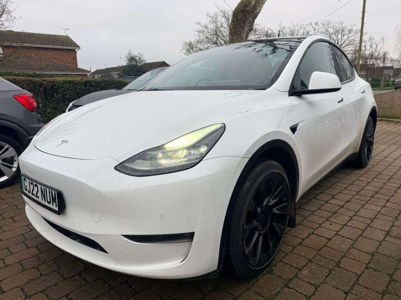 A 2022 TESLA MODEL Y (Dual Motor) Long Range SUV 5dr Electric Auto 4WDE (384 bhp) A 2022 TESLA MODEL Y (Dual Motor) Long Range SUV 5dr Electric Auto 4WDE (384 bhp)