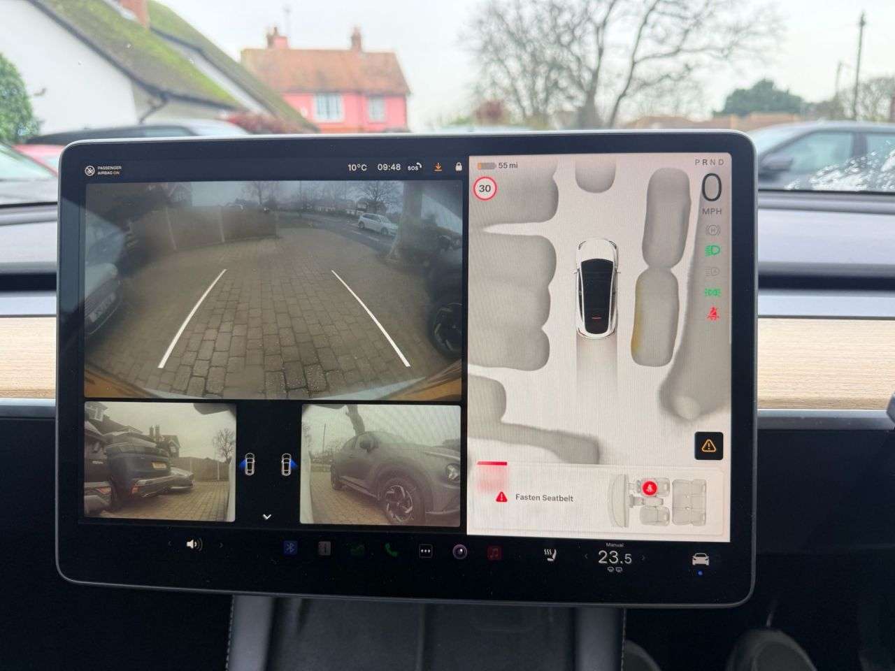 A 2022 TESLA MODEL Y (Dual Motor) Long Range SUV 5dr Electric Auto 4WDE (384 bhp) A 2022 TESLA MODEL Y (Dual Motor) Long Range SUV 5dr Electric Auto 4WDE (384 bhp)