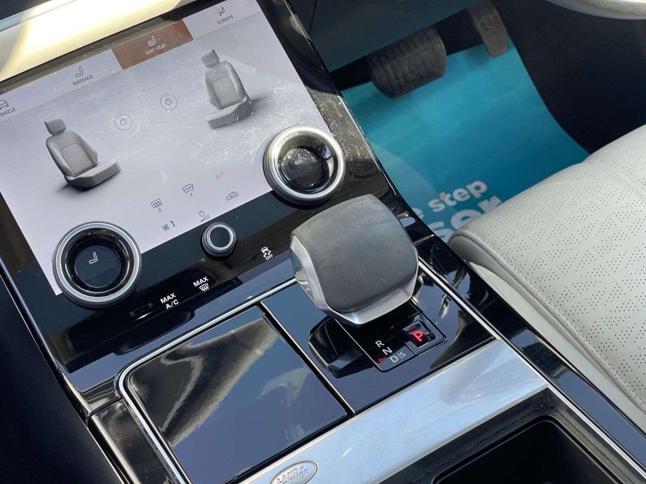 2021 LAND ROVER RANGE ROVER VELAR 2021 LAND ROVER RANGE ROVER VELAR