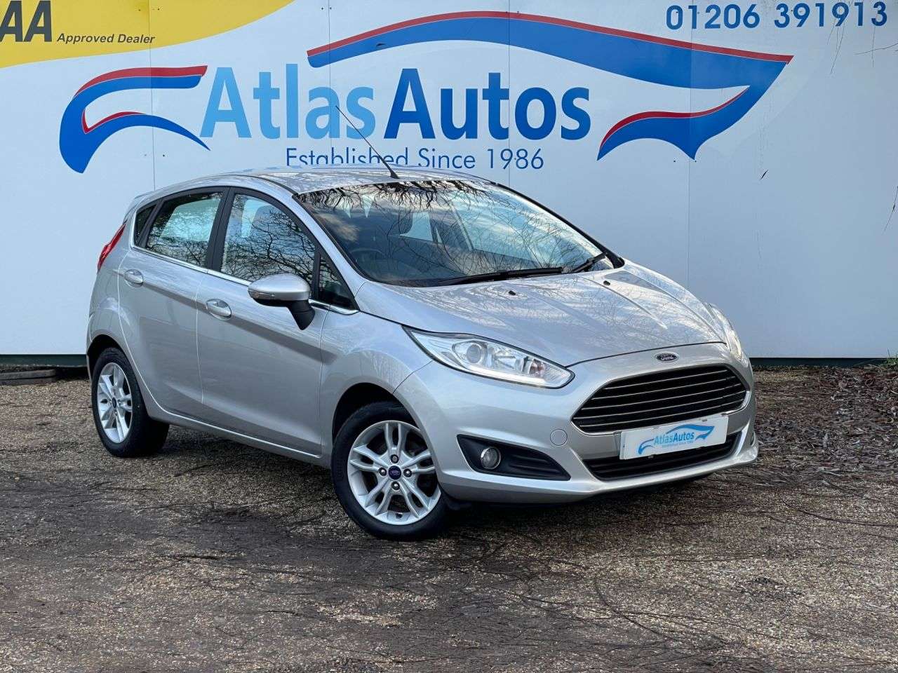 A 2016 FORD FIESTA 1.25 Zetec Hatchback 5dr Petrol Manual Euro 6 (82 ps) HEATED FRONT SCREEN, A 2016 FORD FIESTA 1.25 Zetec Hatchback 5dr Petrol Manual Euro 6 (82 ps) HEATED FRONT SCREEN,