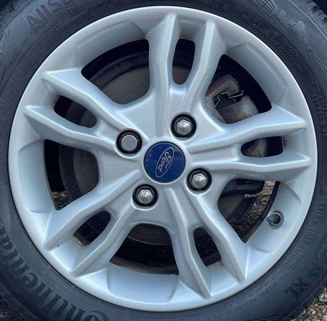 A 2016 FORD FIESTA 1.25 Zetec Hatchback 5dr Petrol Manual Euro 6 (82 ps) HEATED FRONT SCREEN, A 2016 FORD FIESTA 1.25 Zetec Hatchback 5dr Petrol Manual Euro 6 (82 ps) HEATED FRONT SCREEN,